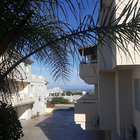 Armstrong Apartment Paralimni Dış mekan fotoğraf