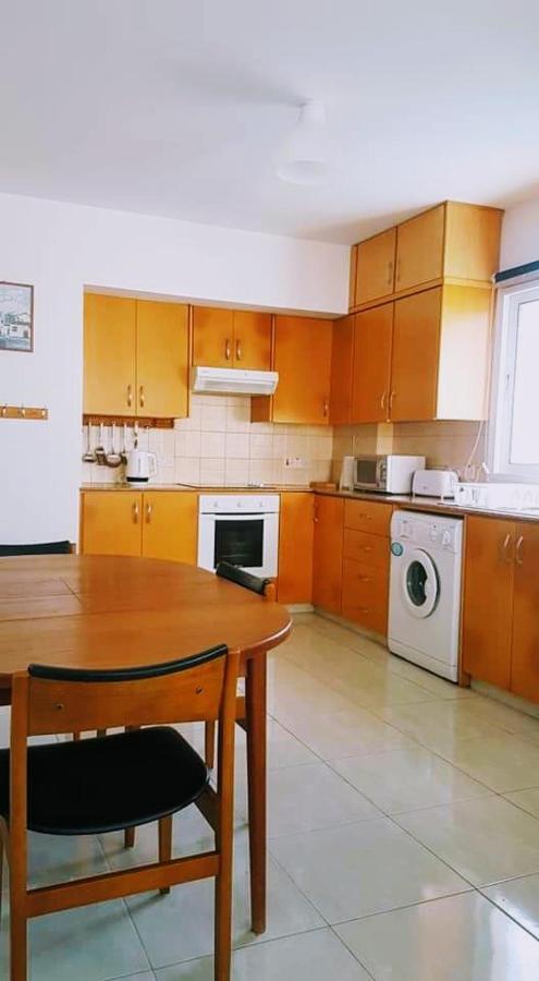 Armstrong Apartment Paralimni Dış mekan fotoğraf